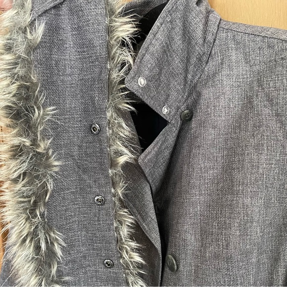 THE NORTH FACE Women’s Double-breasted Winter Jacket Primaloft faux collar, med - Picture 7 of 12